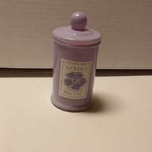 Lavender Scented Beauty Bath candle Jar  Purple NWT